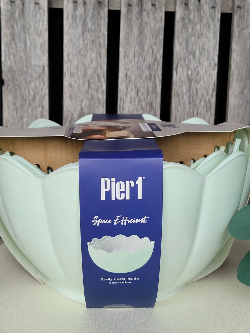 Pier 1 Mint Green Scalloped 6-Piece Mixing Bowl Set